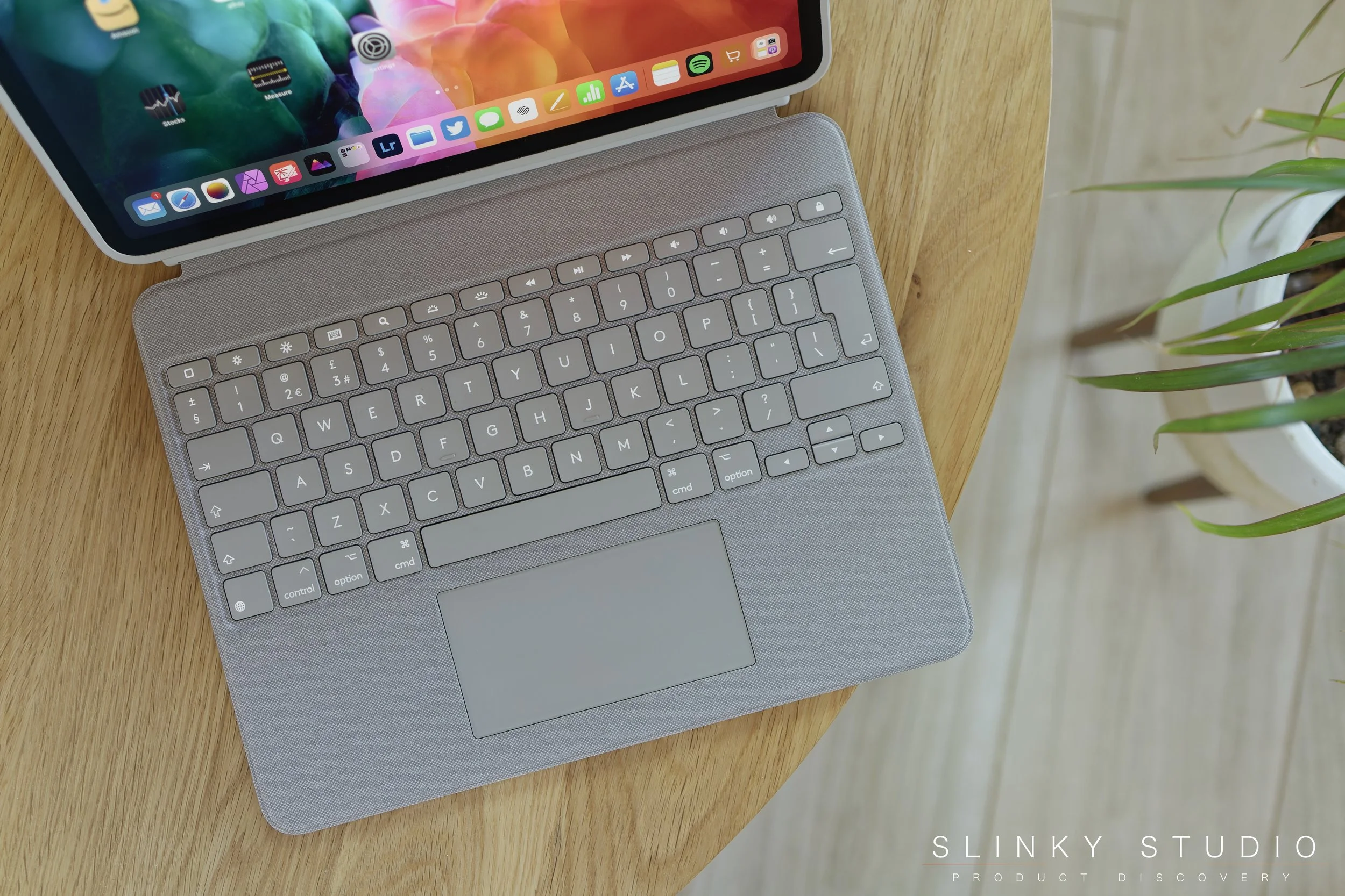 ロジクールiPadPro12.9インチ ComboTouch iK1275GRA 【公式通販】 ロジクールiPadPro12.9インチ ComboTouch iK1275GRA 【公式通販】